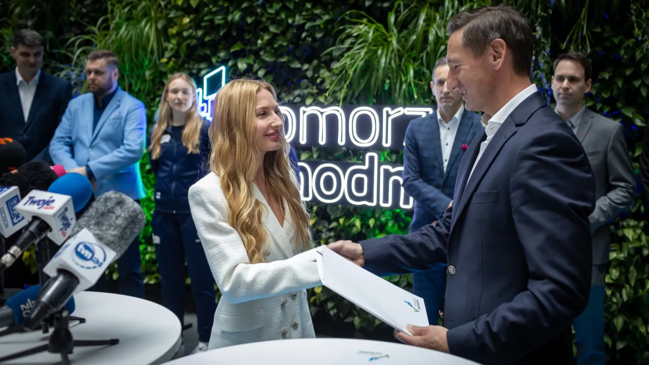 Pomorze Zachodnie i PGE Spójnia Stargard podpisują umowę na promocję regionu przez sport